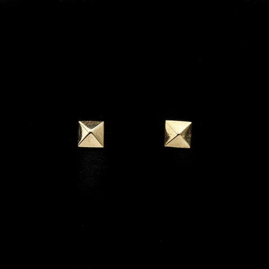 Large Pyramid Studs